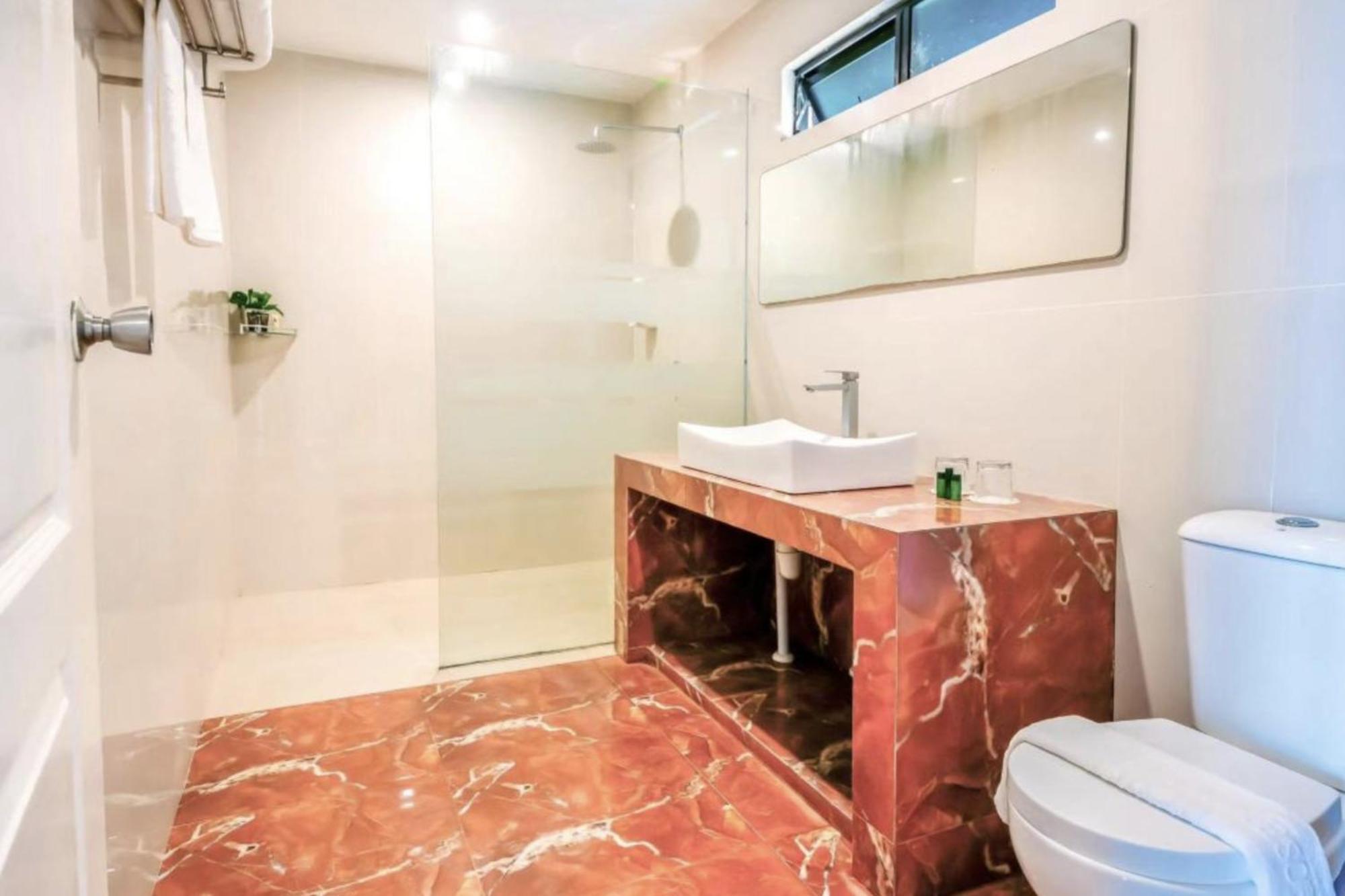 Dolphin Bay Island Resort Kota Belud Quarto foto